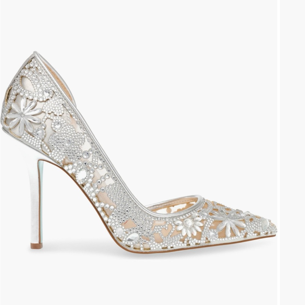 Betsey Johnson Silver CRYSTAL Floral Embellished Heels WEDDING HOLIDAY